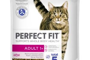 PERFECT FIT Adult 1+ Riche en saumon 750 g